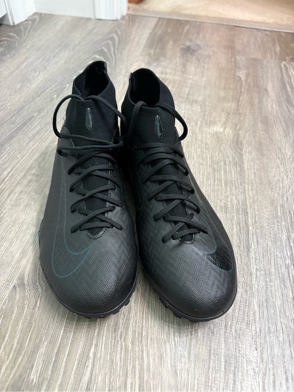 Men's Black Nike Indoor Soccer Cleats 7.5
